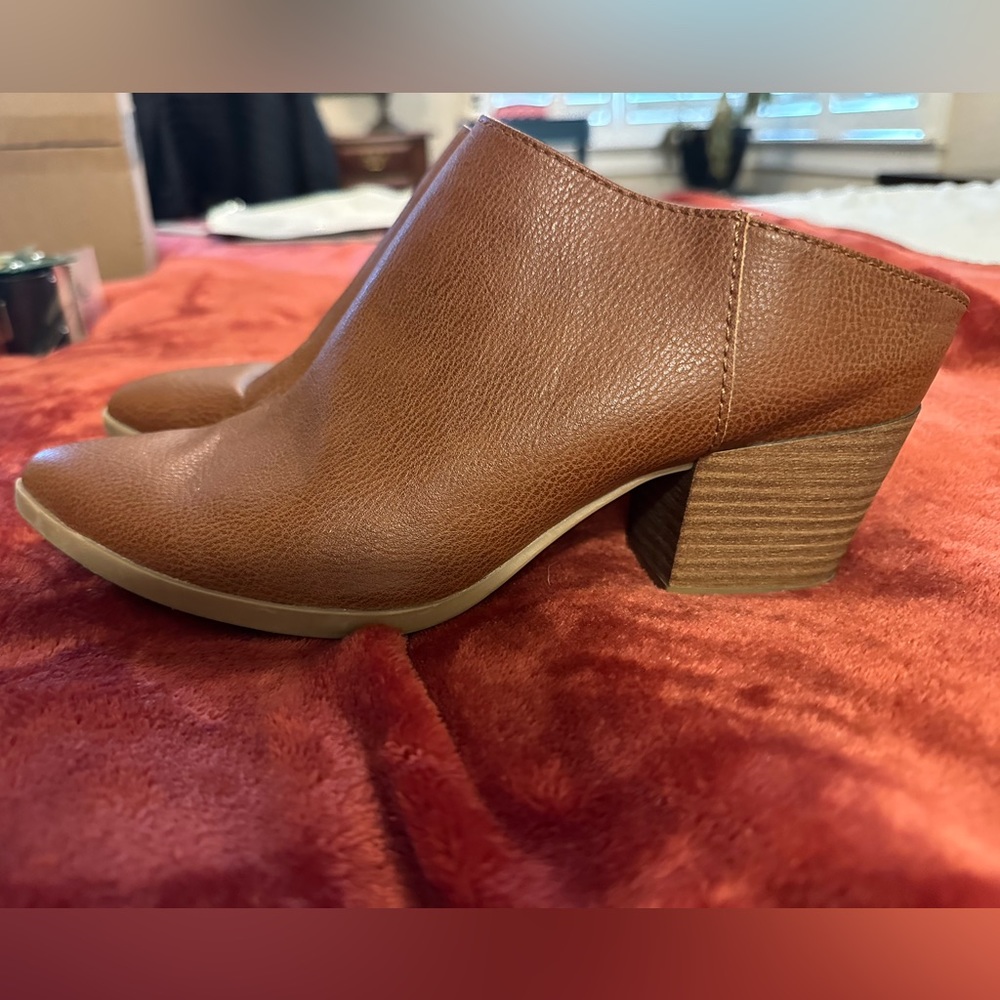 Universal Thread heel Size 10